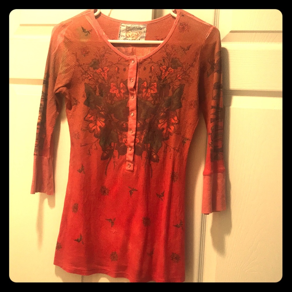 Beautiful boutique top size small.